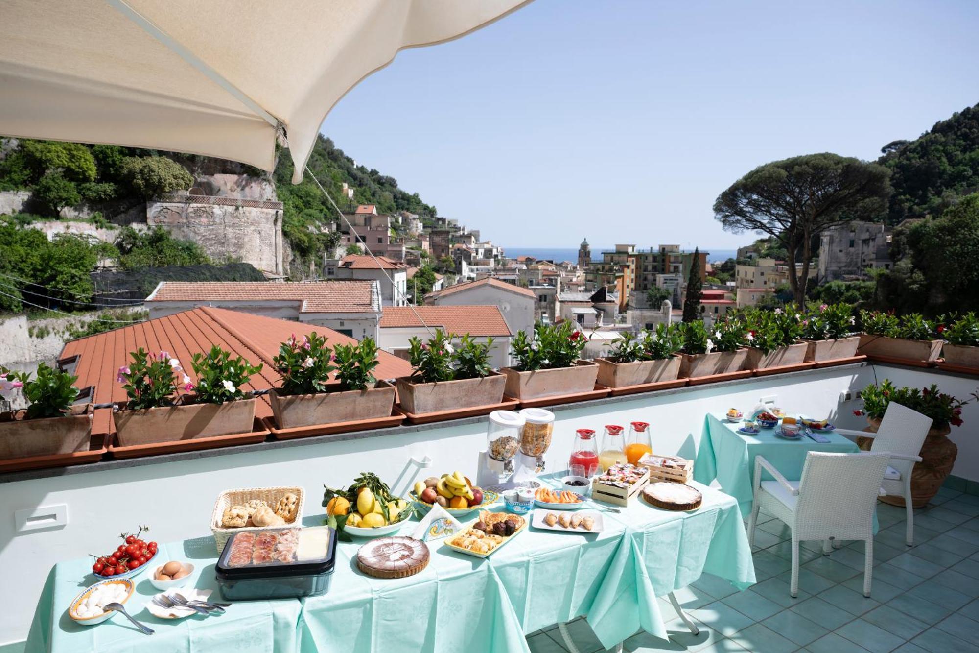 Valle D'Amalfi Suites Екстериор снимка