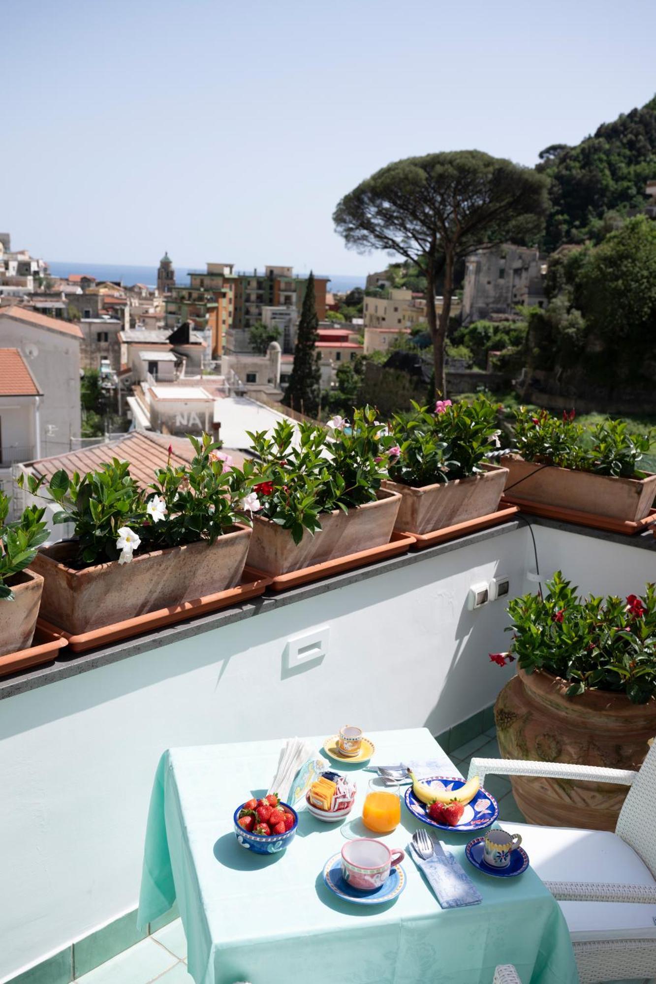 Valle D'Amalfi Suites Екстериор снимка