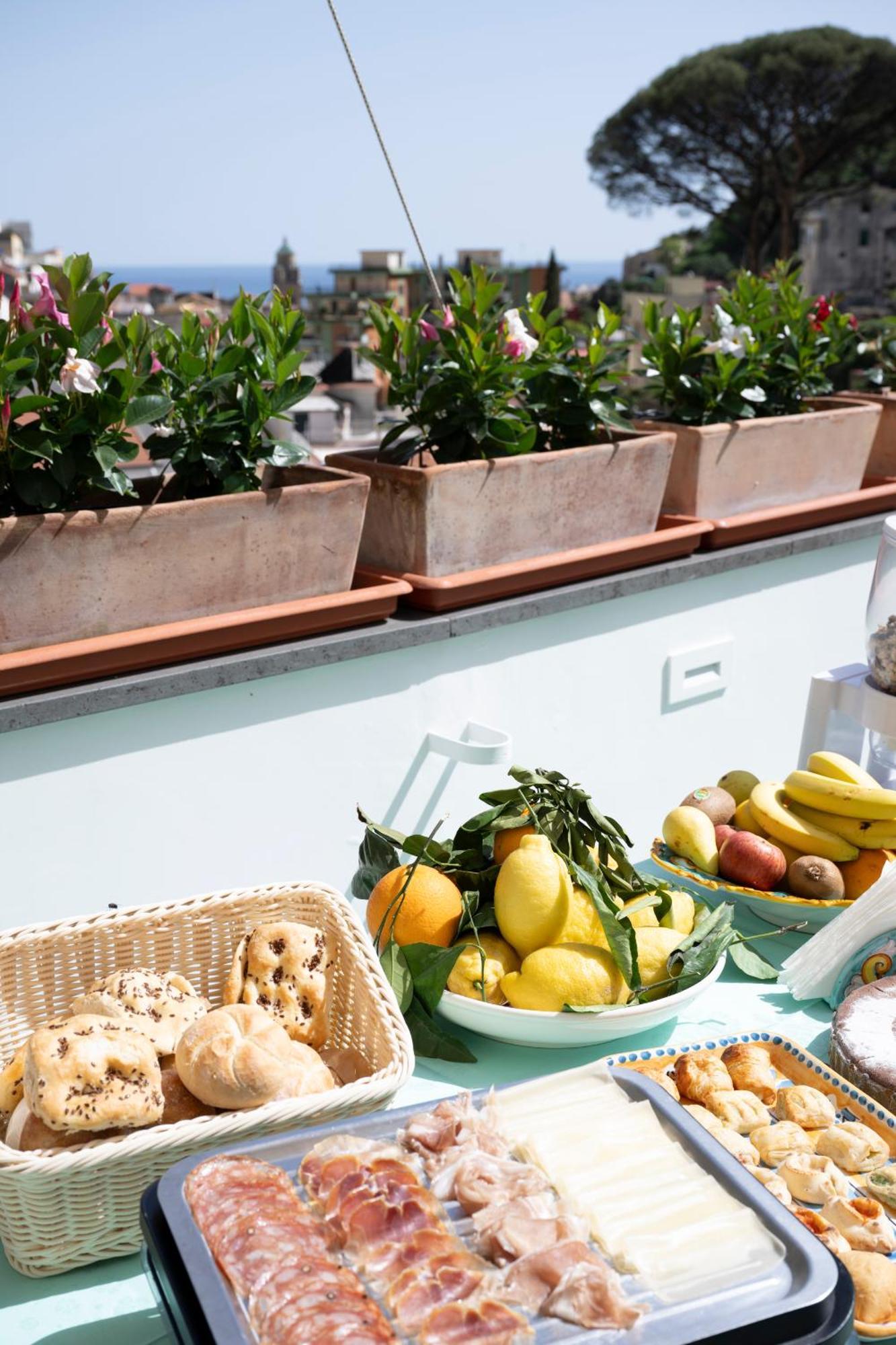 Valle D'Amalfi Suites Екстериор снимка