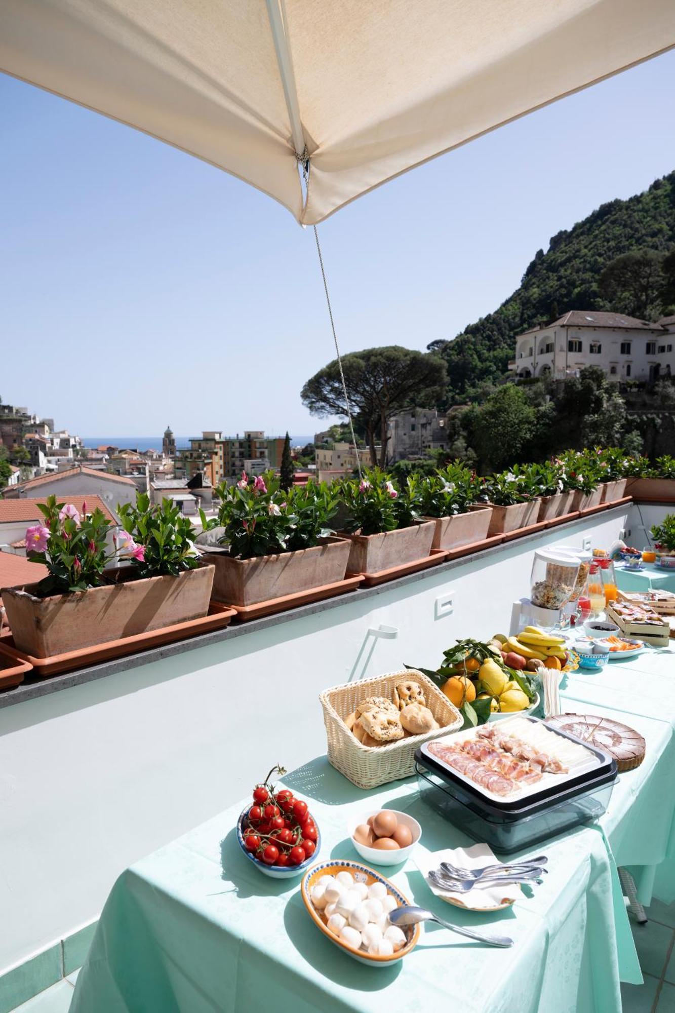 Valle D'Amalfi Suites Екстериор снимка