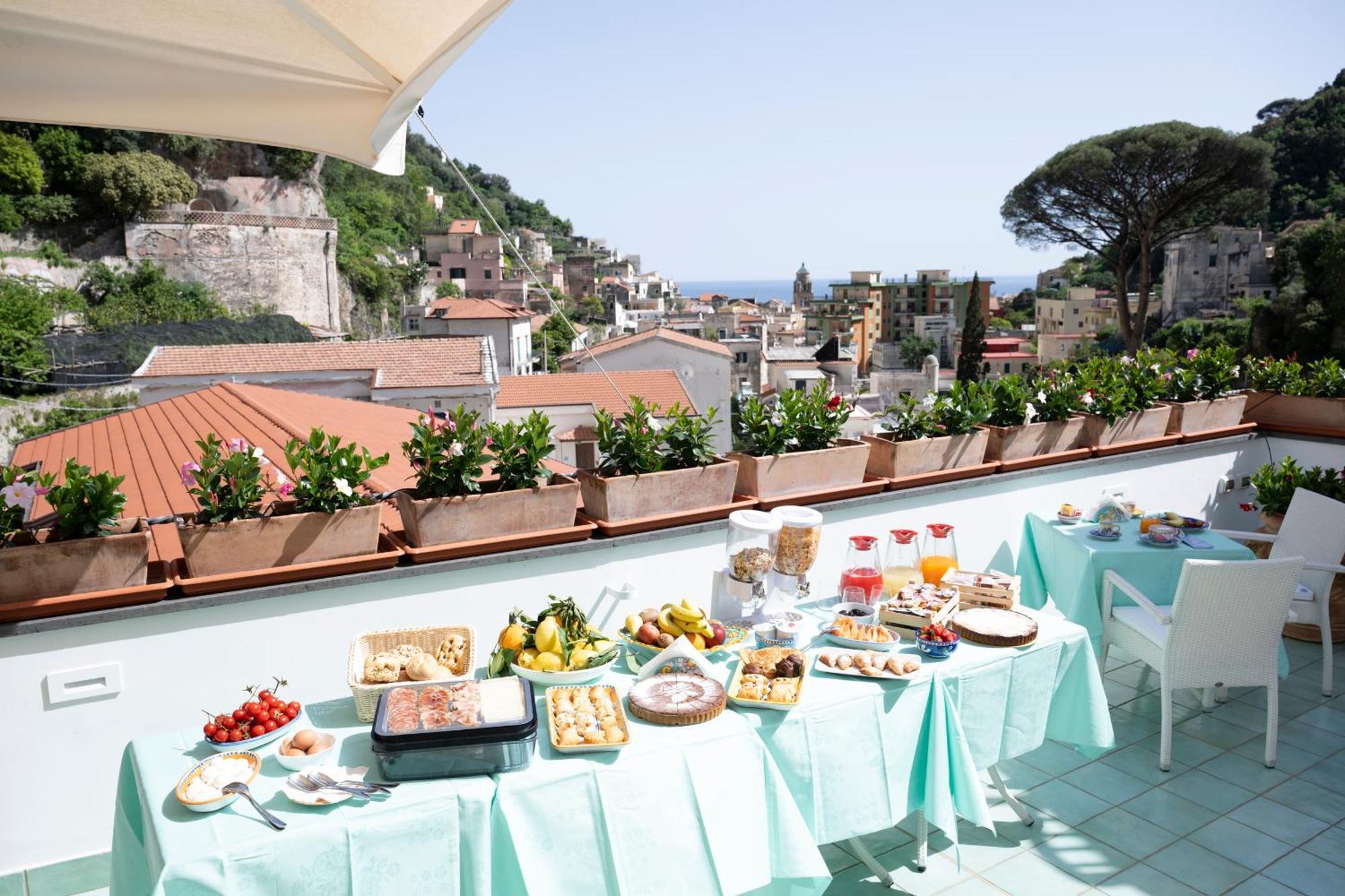 Valle D'Amalfi Suites Екстериор снимка